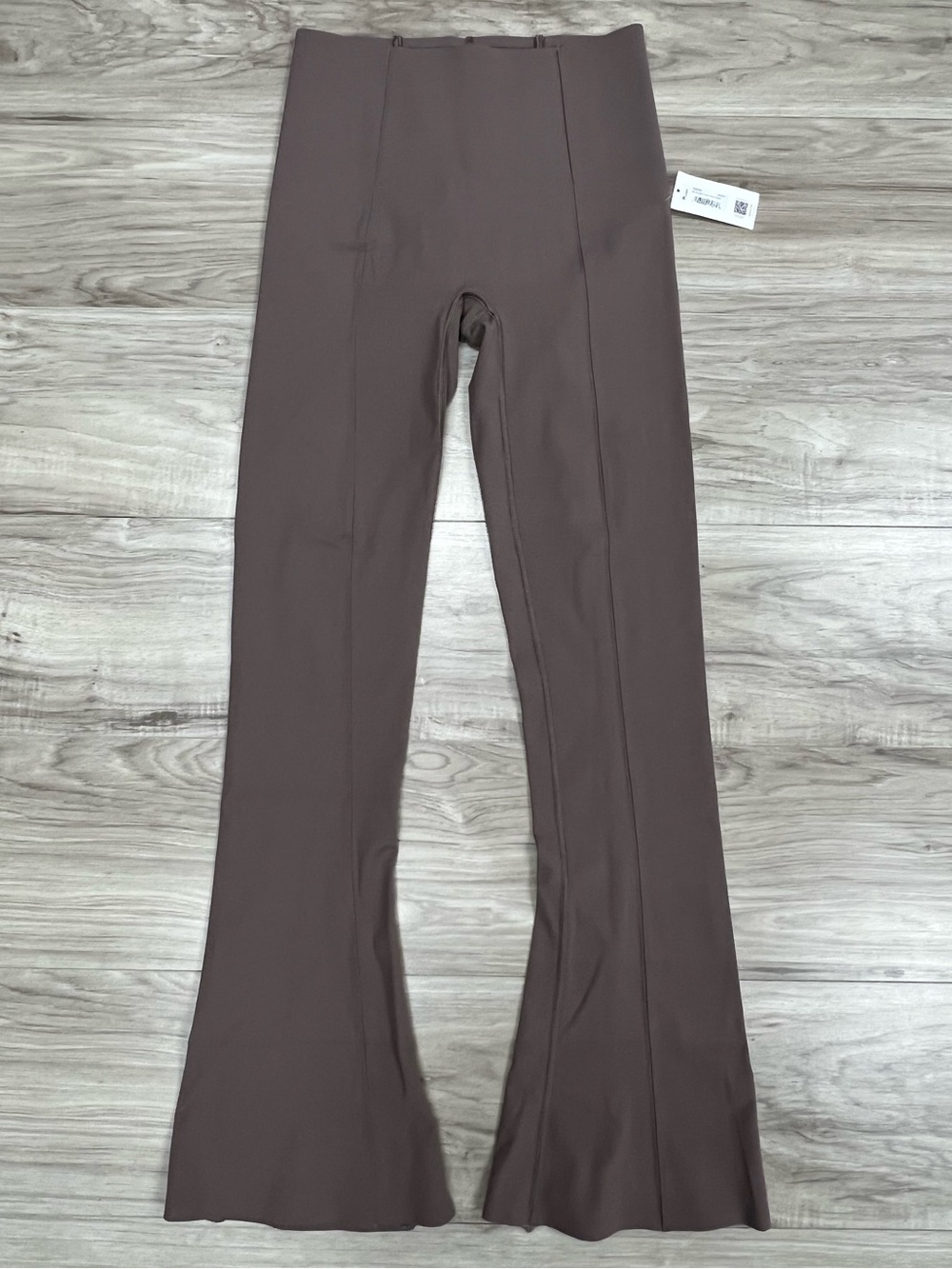 Spanx BB Smooth Front Micro Flare Pants in Smoke Size M NWT